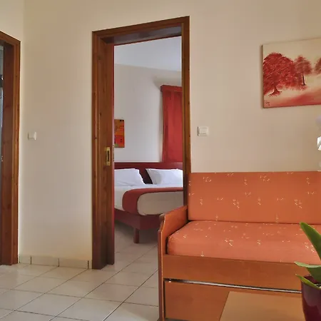 Aphrodite Beach Aparthotel 2*